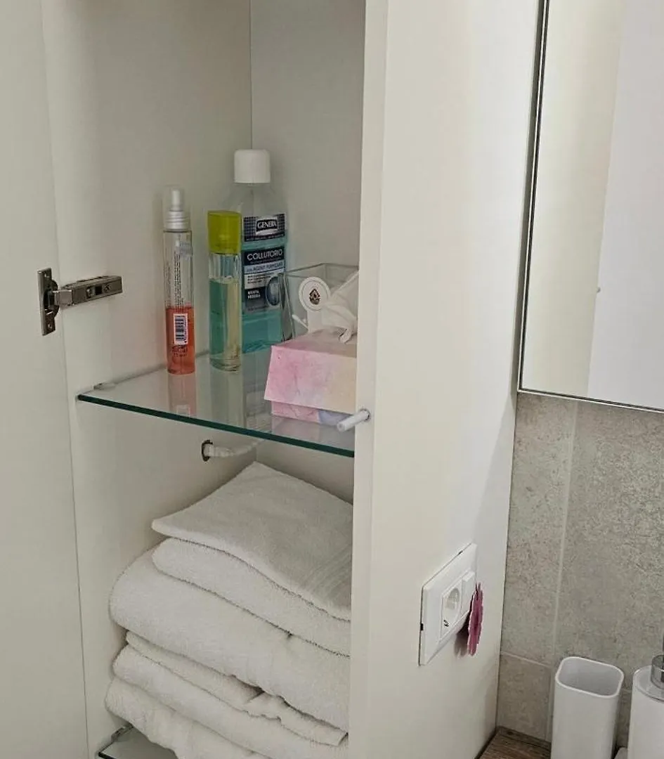 The Silk Case - Travel Sustainable Velence 0*,  Olaszország